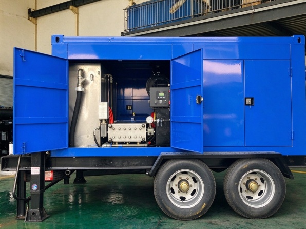 1500 bar diesel water jet cleaning machine (2)